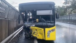 Kadıköy'de İETT Otobüsü Kazası