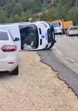 Kahramanmaraş&rsquo;ta Yolcu Minib&uuml;s&uuml; Devrildi, 3 Yaralı