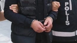 Kamu Görevlisi Maskesi Altında Dolandırıcılık: 8 Kişi Tutuklandı!