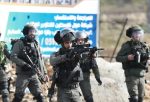 Katil İsrail ordusu Gazze'de iki Filistinli kardeşi vurdu