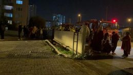 Kayseri'de 8 Katlı Binanın Koridorunda Yangın Çıktı!