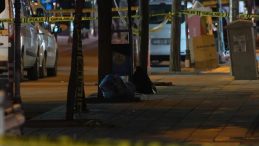 Kentin G&ouml;beğinde Bomba Alarmı! &Ccedil;antadan &Ccedil;ıkanlar Şaşırttı