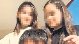 Kimse İstemeyince 2 &Ccedil;ocuk Ortada Kaldı