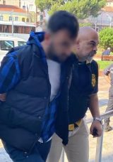Kız Arkadaşının Abisi ve Kuzenleri Tarafından Bı&ccedil;aklandı