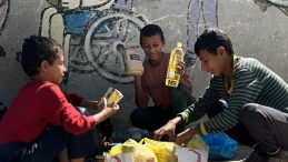 Kızılay Gazze'de Gıda Yardımlarını Sürdürüyor