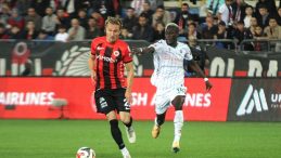 Konyaspor Gençlerbirliği'ni Deplasmanda Yendi