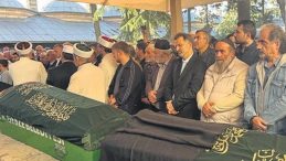 Kur'an Öğrettiği Camiden Uğurlandı