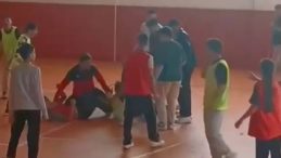 Lisede Akran Zorbalığı: 5 Yerinden Bıçaklandı