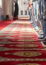 Liselilere Cuma Namazı İzni
