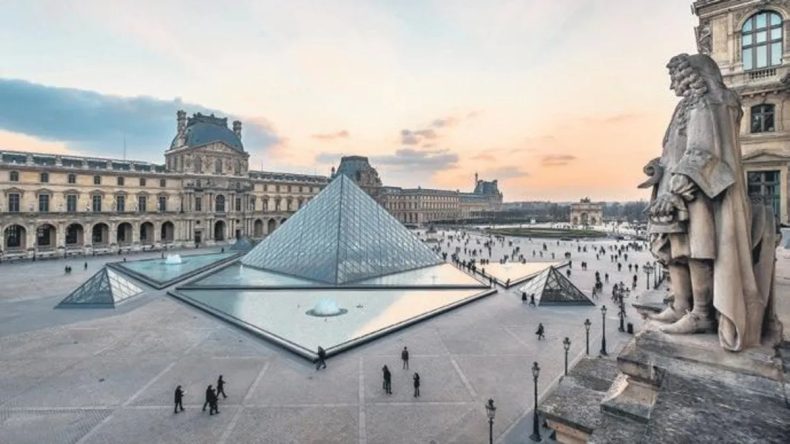 Louvre Müzesi’nde Şok Edici Soygun Gerçekleşti