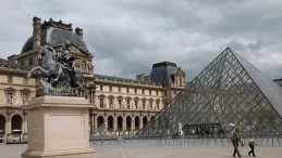 Louvre’da Hırsızlık Alarmı: Ünlü Müze Soyuldu