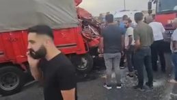 Mardin'de Korkunç Kaza! İşçileri Taşıyan Kamyonet İle Kamyon Çarpıştı: Çok Sayıda Yaralı Var