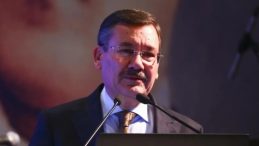 Melih G&ouml;k&ccedil;ek'ten Mansur Yavaş'a Sert Eleştiriler: Teslim Ettiğimiz Hizmetleri Bile Y&uuml;r&uuml;temedi