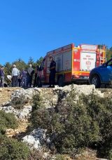 Mersin'de Korkun&ccedil; Kaza: U&ccedil;uruma D&uuml;şen Ara&ccedil;ta S&uuml;r&uuml;c&uuml; Hayatını Kaybetti