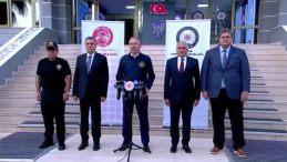 Mersin&rsquo;de Geniş Kapsamlı Operasyon! Narkokapan ile &Uuml;&ccedil; Su&ccedil; &Ouml;rg&uuml;t&uuml; &Ccedil;&ouml;kerildi