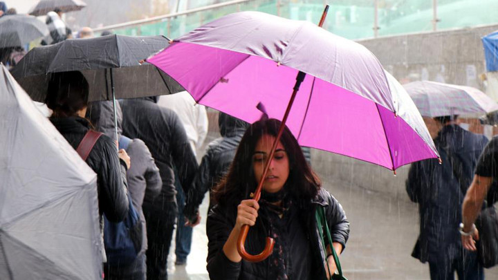 Meteoroloji Raporu: Son 52 Yılın En Düşük Yağış Seviyesi Belirlendi
