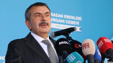 Milli Eğitim Bakanı Tekin: Bah&ccedil;eli, milli birlik ve beraberliğimizin bir sigortası