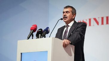 Milli Eğitim Bakanı Yusuf Tekin: &Ccedil;ocuklarımızın Cumhuriyet'i ilelebet koruyacak bir bilin&ccedil;le yetişmesi i&ccedil;in &ccedil;alışıyoruz!
