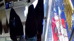 Müşteri Kılığında Kuyumcuda 1 Milyonluk Hırsızlık