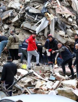 O müteahhide aynı ceza verildi! 62 kez müebbet, 865 yıl hapis cezasına çarptırıldı