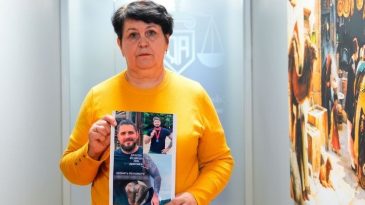 Oğlunu Bulana 500 Bin Lira &Ouml;d&uuml;l Verecek