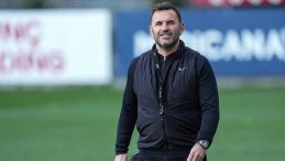 Okan Buruk'a 'Çeyrek' Altın!