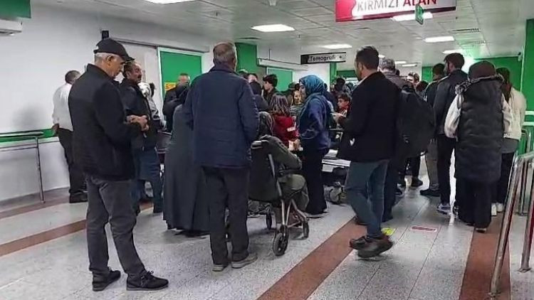 Okul Çıkışında İzdiham: 21 Öğrenci Yaralandı