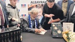 Öğrencilere Işık Olmak Boynumuzun Borcu