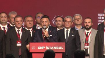&Ouml;zg&uuml;r &Ccedil;elik Yeniden CHP İstanbul İl Başkanı Se&ccedil;ildi
