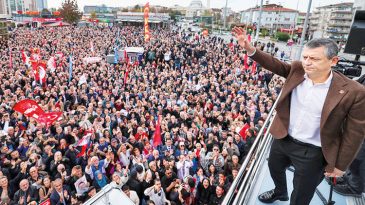 &Ouml;zg&uuml;r &Ouml;zel: Su&ccedil; İcat Ettiler