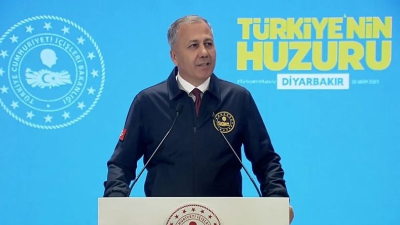 Polisimize ‘düşman’ demek alçaklıktır