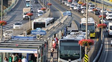 Resmi Gazete&rsquo;te Duyuruldu: 29 Ekim&rsquo;de &Uuml;cretsiz Toplu Taşıma