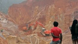 Ruanda'da Maden Çökmesi: Yasa Dışı Kazı Yapanlar Hayatını Kaybetti