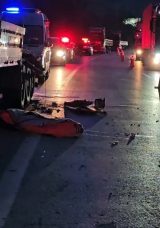 Sakarya'da Feci Kaza! Patlayan Lastiği Değiştirirken TIR'ın Altında Kaldı!