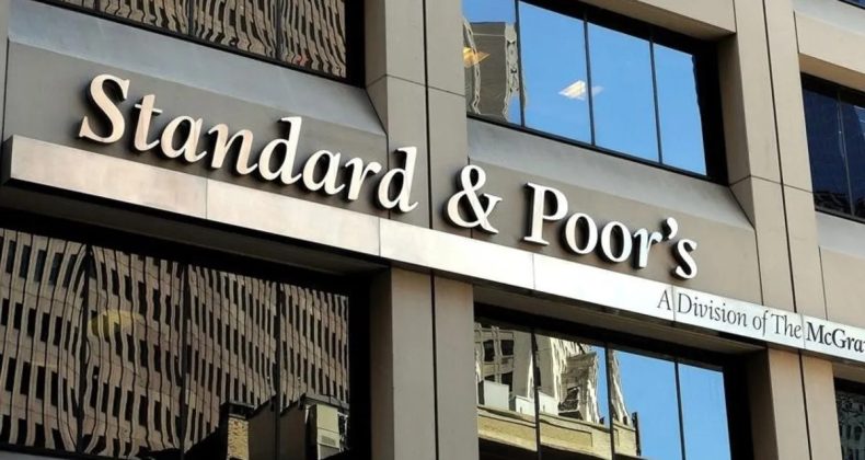 S&P Fransa&rsquo;nın Kredi Notunu D&uuml;ş&uuml;rd&uuml;