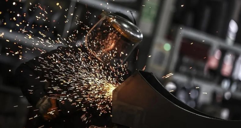 Sanayi Sektöründe 2024&apos;te 1,7 Milyon Terajul Enerji Tüketimi