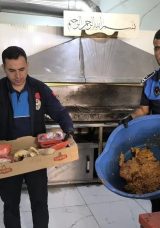 Şanlıurfa'da 'Gıda' Operasyonu: Y&uuml;zlerce Kilo Ka&ccedil;ak &Uuml;r&uuml;n Ele Ge&ccedil;irildi!