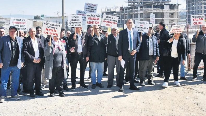 Şapkayı Önünüze Koyma Zamanı