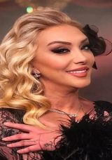 Şarkıcı G&uuml;ll&uuml;&rsquo;n&uuml;n &Ouml;l&uuml;m&uuml; &Uuml;zerine Yeni Gelişmeler: Kızı Tuğyan'dan Dikkat &Ccedil;eken Adım!