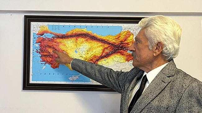 Sındırgı'da Deprem Nedenleri: Prof. Dr. Pampal Açıklıyor