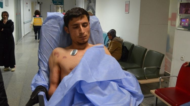 Sokak Ortasında Bıçaklama Olayı