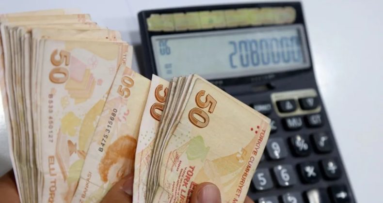 SON DAKİKA! Asgari Ücret İçin Kritik Tarih Açıklandı: 5'li Senaryo ile Zam Beklentisi! İşte Merakla Beklenen Rakamlar