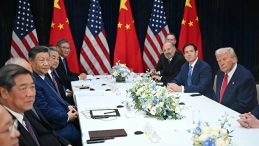 Son Dakika: Donald Trump ve Şi Cinping Görüşmesi Herkesin Gözünde!