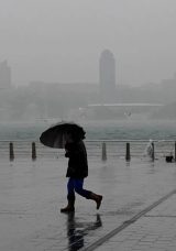 SON DAKİKA | Meteoroloji İstanbul i&ccedil;in tarih verdi: G&ouml;k g&uuml;r&uuml;lt&uuml;l&uuml; sağanak geliyor
