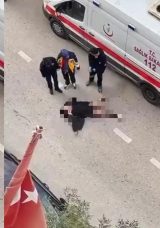 SON DAKİKA&hellip; Bursa'da dikkat &ccedil;eken olay! Gen&ccedil; kadın aniden yere yattı: G&ouml;zler &uuml;zerine &ccedil;evrildi!