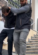 SON DAKİKA&hellip; İstanbul&rsquo;un l&uuml;ks semtlerinde hırsızlık dehşeti! Evlere tırmanarak girdiler!