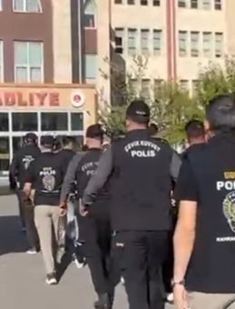 SON DAKİKA… Kahramanmaraş'ta Alışveriş Siteleri Üzerinden 60 Milyonluk Vurgun: 9 Şüpheli Tutuklandı!