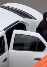 Sultanbeyli'de Şoke Eden Olay: Takip Ettiği Araçta Kadınları Darbetti!