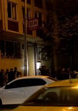 Sultangazi&rsquo;de Eski Eşin İhtirası: Evi Ateşe Verdi! 3'&uuml; Ağır, 7 Yaralı!