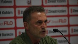 Tahsin Tam: 29 Ekim'de Gençlere Şans Verdik